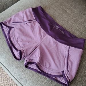Hylete Iris Scallop Short